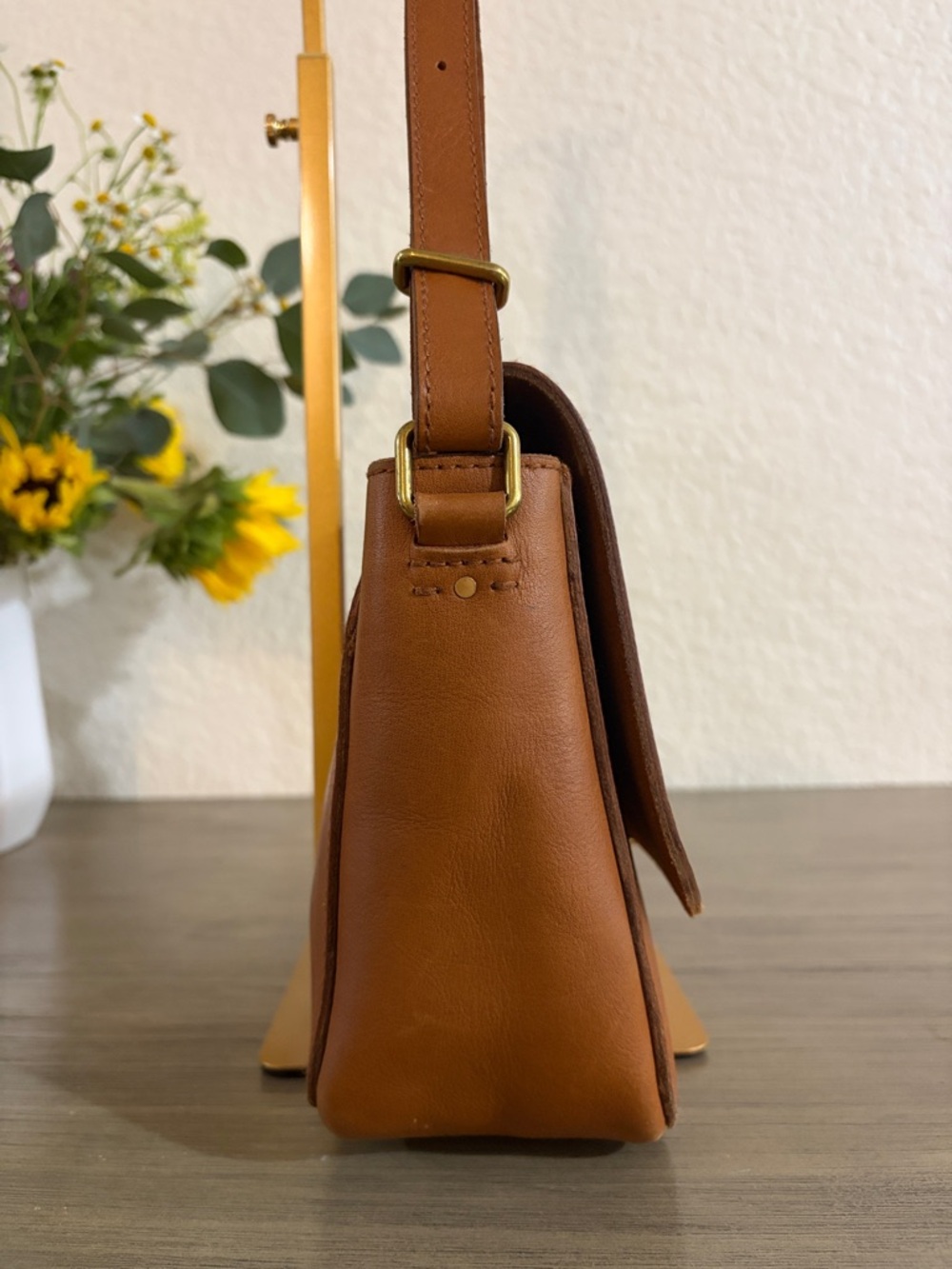 Madewell The Abroad Shoulder Bag Tan Leather Crossbody Shoulder Bag - Picture 6 of 13